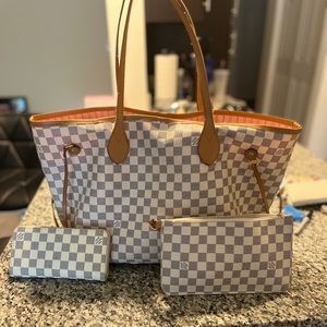 Boutique style large tote with wallet